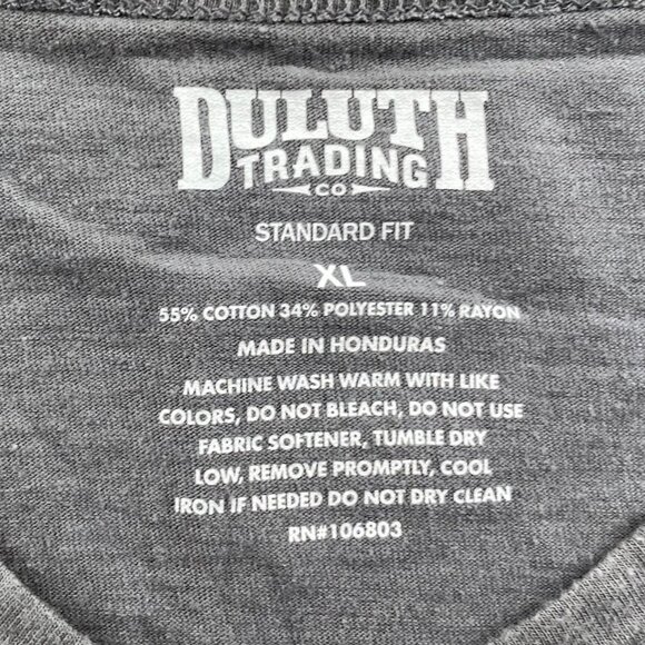 Duluth Trading Co. Men T-Shirt XL V-Neck Pullover Casual Pocket Tee Gray Classic - Picture 5 of 9